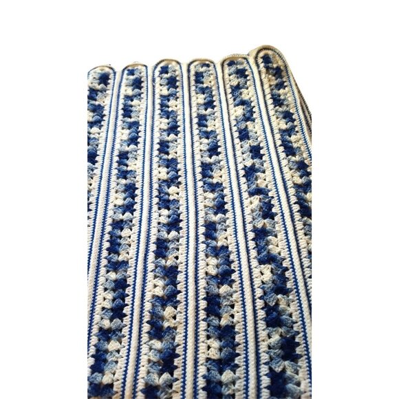Vintage Afghan hand-made crochet blue white scalloped Edge 47 X 67 - Picture 1 of 5